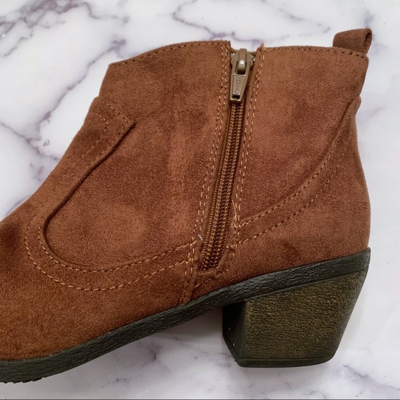 FINAL PRICE Faded Glory rust suede fringed side zip mid heel booties size 5 - Picture 8 of 12
